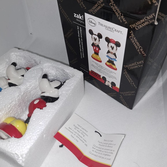 NIB Disney Treasure Craft Ceramic Micky & Minnie Salt & Pepper Shakers - Picture 4 of 10